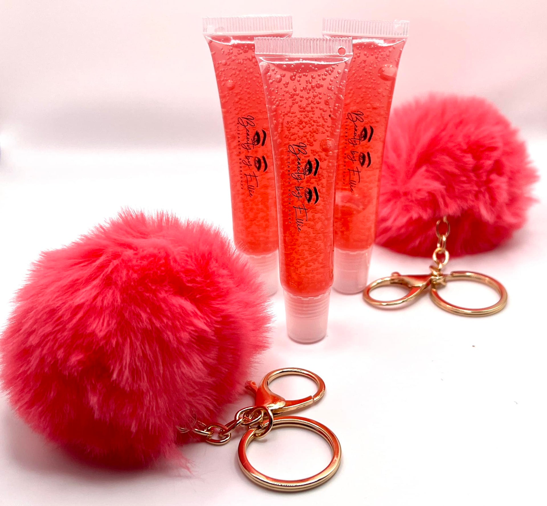 Lipgloss puff ball & letter keychain